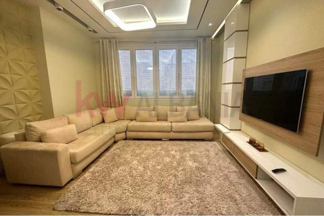 Tirane, jepet me qera apartament 2+1 Kati 2, 74 m² 500 Euro (Brryli)