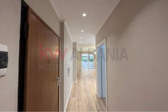 Tirane, shitet apartament 2+1+BLK Kati 1, 98 m² 189.000 Euro (Kopshti Zoologjik)