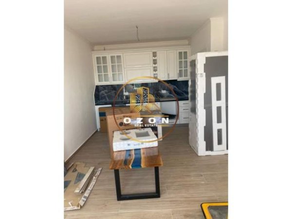 Tirane, jepet me qera apartament 1+1+A+BLK Kati 5, 67 m² 350 Euro (ASTIR)