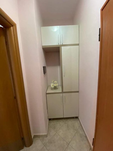 Tirane, jepet me qera apartament 2+1 Kati 6, 80 m² 600 Euro (Mine Peza)