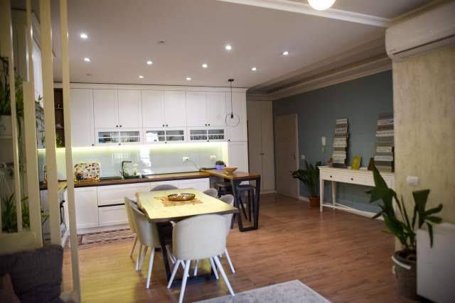 Tirane, shitet apartament 2+1+A Kati 1, 115 m² 170.000 Euro (KINOSTUDIO)