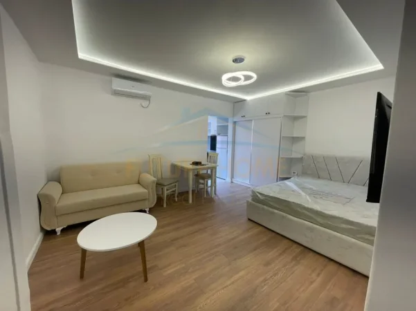 Tirane, shitet garsonier Kati 2, 30 m² 92.400 € (MEDRESEJA)