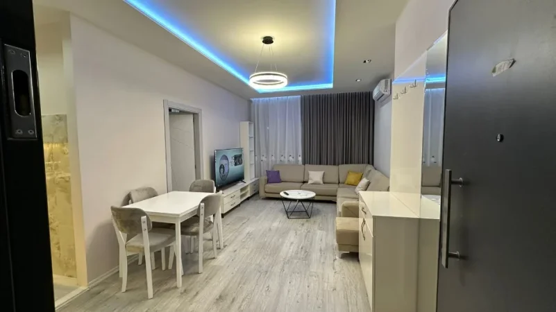 Tirane, jepet me qera apartament 1+1 Kati 2, 55 m² 600 € (Riza Cerova)