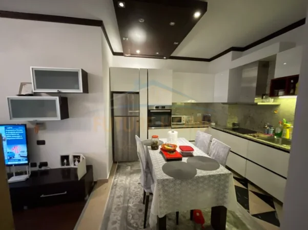Tirane, shitet apartament 2+1+2 Kati 3, 121 m² 247.000 € (KODRA E DIELLIT)