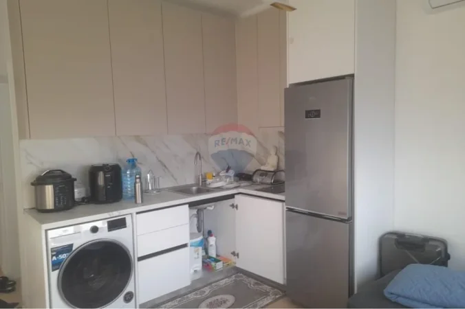Tirane, jepet me qera apartament 1+1+Ballkon , 50 m² 450 € (Spitali Amerikan 3)