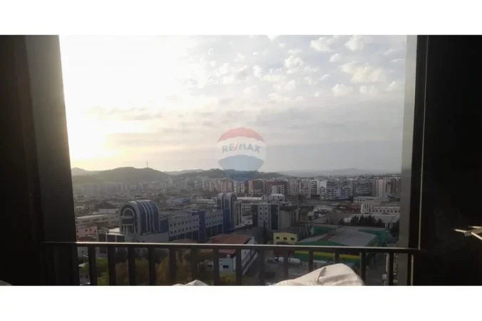 Tirane, jepet me qera apartament 1+1+Ballkon , 50 m² 450 € (Spitali Amerikan 3)