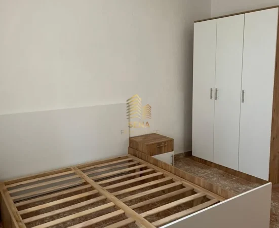 Tirane, jepet me qera apartament 1+1 Kati 1, 70 m² 320 € (Yzberisht)