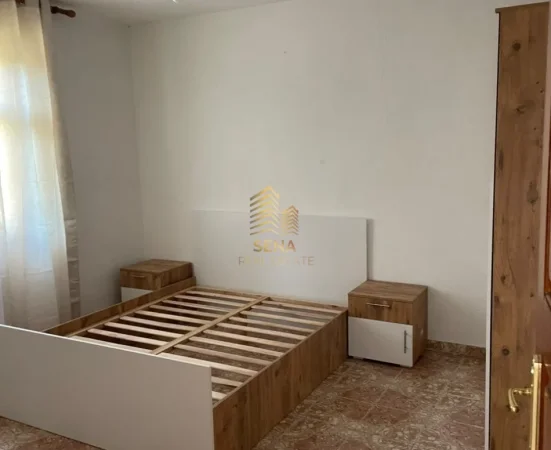 Tirane, jepet me qera apartament 1+1 Kati 1, 70 m² 320 € (Yzberisht)