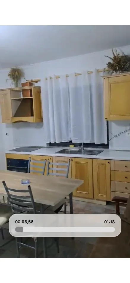 Durres, jepet me qera apartament 1+1+Ballkon Kati 2, 60 m² 25 € (Shkëmbi i Kavajës, Pran Majestic)