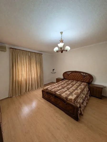 Tirane, shitet apartament duplex Dublex , 137 m² 275.000 € (MYSLYM SHYRI)