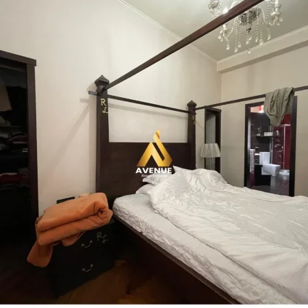 Tirane, jepet me qera apartament 2+1 Kati 3, 1.300 € (Prane sheshit skenderbe)