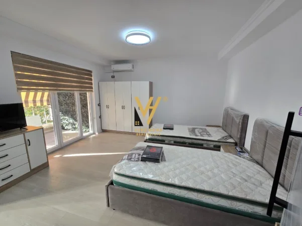 Tirane, jepet me qera garsonier Kati 2, 38 m² 570 € (QENDER)