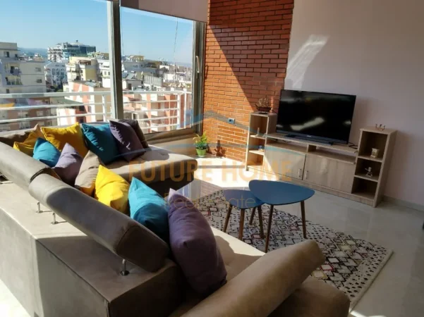 Tirane, jepet me qera apartament 1+1 Kati 9, 55 m² 600 € 