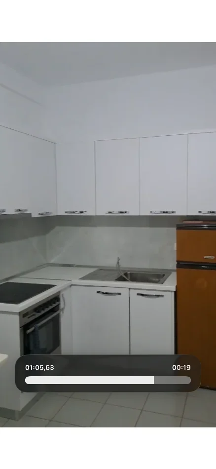 Durres, jepet me qera apartament 1+1+Ballkon Kati 2, 25 € (Shkëmbi i Kavajës)