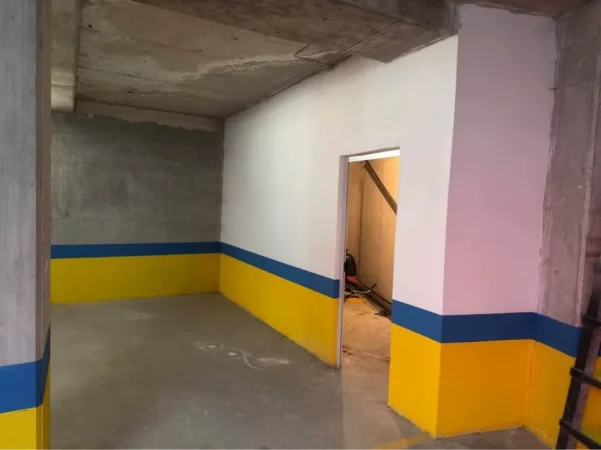 Tirane, jepet me qera ambjent biznesi Kati 0, 48 m² 920 € (rruga petrela)
