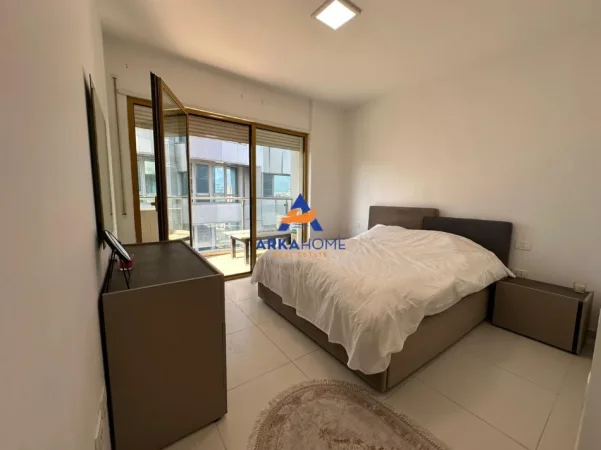 Tirane, jepet me qera apartament 2+1+Ballkon Kati 10, 56 m² 1.500 € 