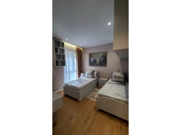 Qera,Apartament 2+1+2+post parkimi ,Jordan Misja