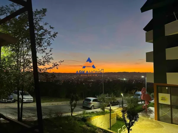 Tirane, shitet truall , 182 m² 200.000 €