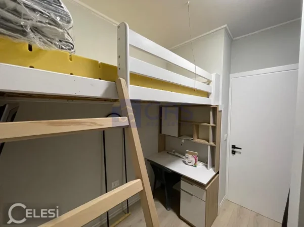 Tirane, jepet me qera apartament 2+1+Aneks+Ballkon Kati 5, 650 € 