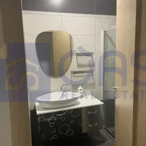 Tirane, jepet me qera apartament 2+1+Aneks+Ballkon Kati 1, 98 m² 670 € (Rruga e Zallit)