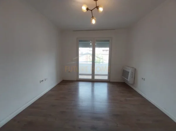 jap me qera ambjent biznesi Kati 2, 102 m² 800 € (MINE PEZA)