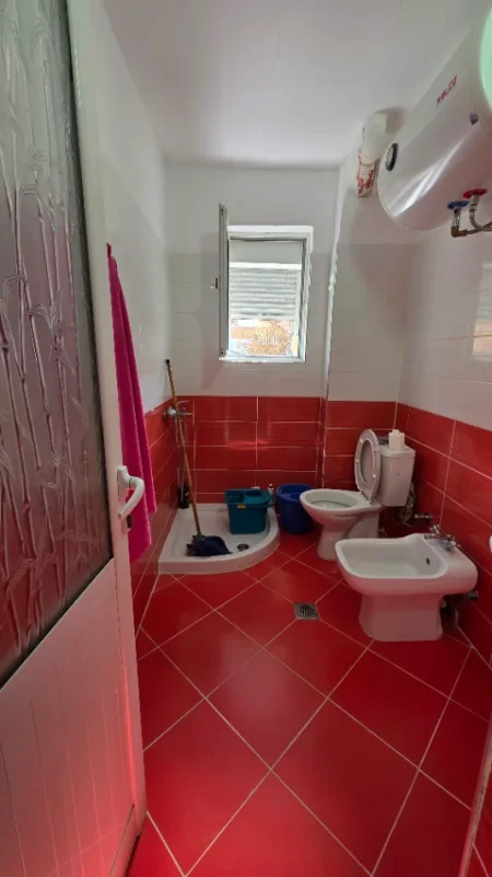 Lushnje, shitet apartament 2+1+Ballkon Kati 1, 74 m² 55.000 € 
