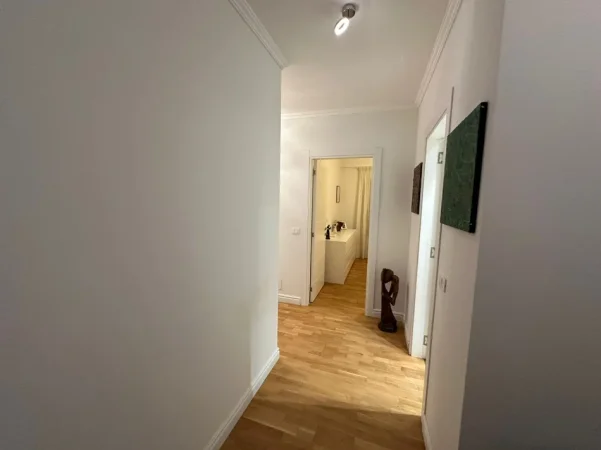 Tirane, shitet apartament 2+1+2 , 103 m² 350.000 € (Rruga e Barrikadave)