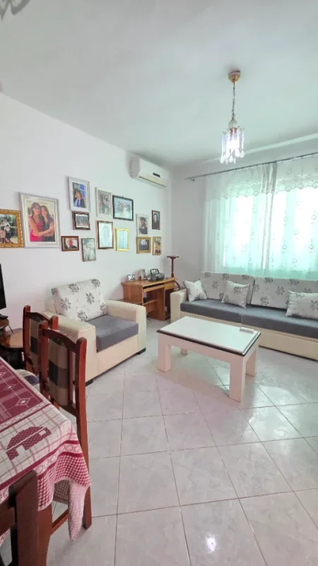 Lushnje, shitet shtepi 2 Katshe Kati 0, 700 m² 145.000 € 