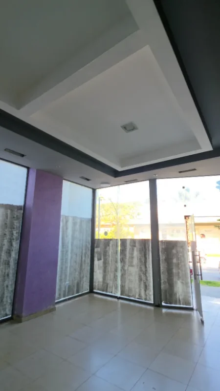 Lushnje, shitet dyqan Kati 0, 80 m² 130.000 € 