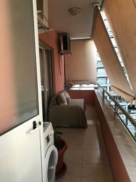 Tirane, jepet me qera apartament 2+1+Aneks+Ballkon Kati 5, 82 m² 250 € (rruga Eshref Frasheri)