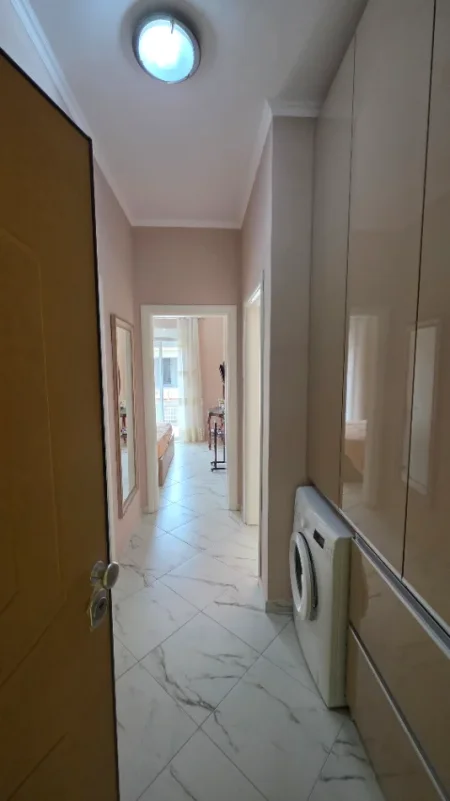 Vlore, shitet apartament 1+1+Ballkon Kati 6, 59 m² 198.000 € 