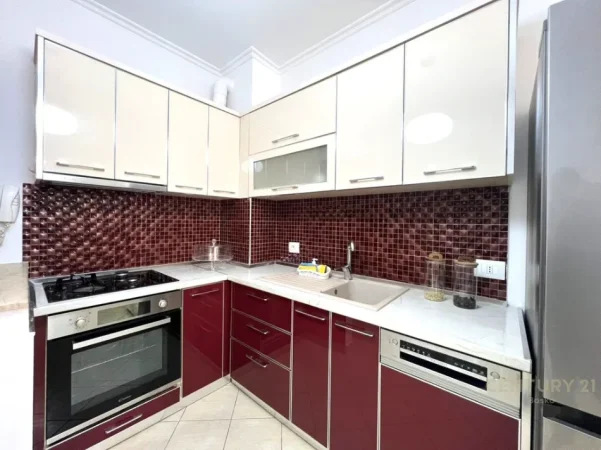 Tirane, shitet apartament 1+1+Ballkon Kati 2, 57 m² 130.000 € (don bosko)