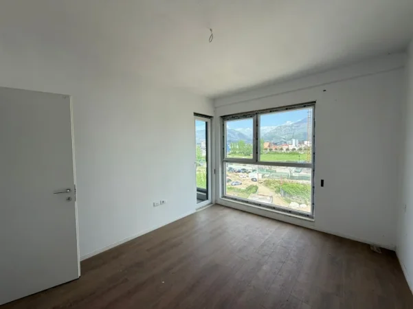 Tirane, shitet apartament 1+1 Kati 5, 68 m² 140.000 € (Jordan Misja)