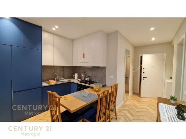 Tirane, jepet me qera apartament 1+1 Kati 10, 67 m² 730 € (rruga e kosovareve)