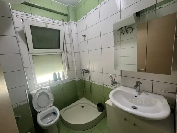 Tirane, jepet me qera apartament 2+1 Kati 3, 84 m² 680 € (5 maji)