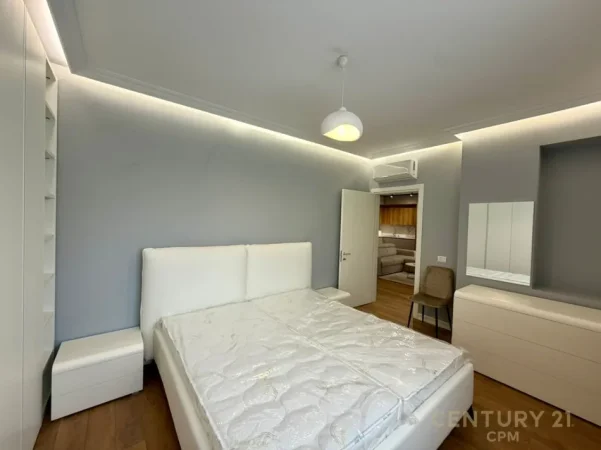 Tirane, jepet me qera apartament 1+1 Kati 1, 78 m² 700 € (don bosko)
