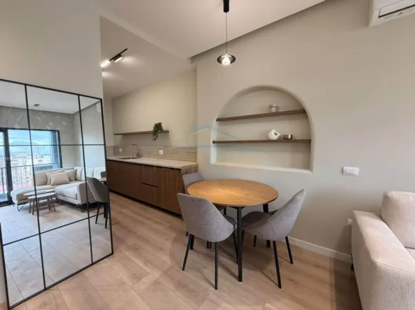 Tirane, shitet apartament 1+1+Ballkon Kati 7, 62 m² 215.000 € (Rruga e Barrikadave)