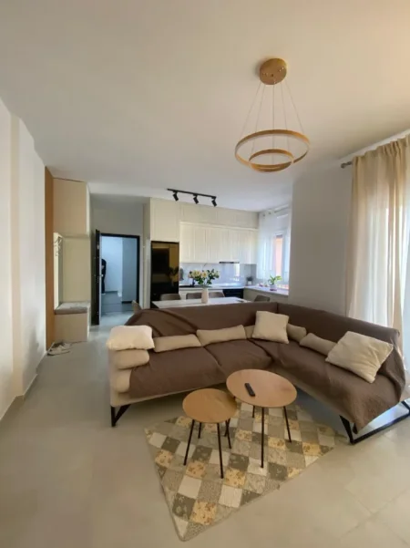 Tirane, jepet me qera apartament 2+1+Aneks+Ballkon Kati 6, 98 m² 1.000 € (rruga e dibres)