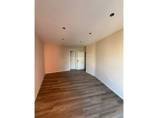 Tirane, shitet apartament 2+1+2, Kati 5, 103 m² 247.000 € (Rruga Qemal Stafa)