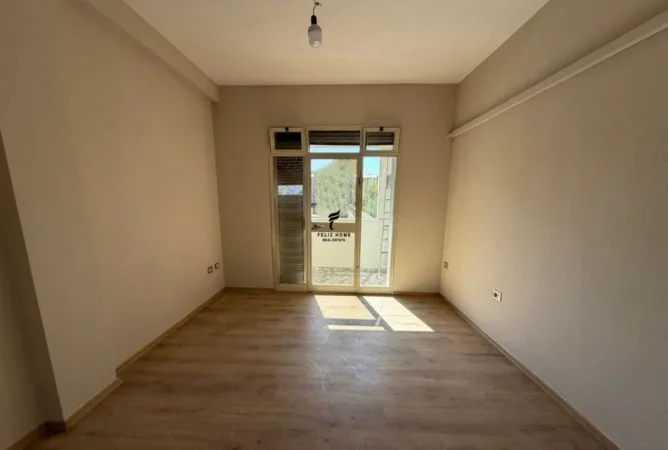Tirane, shitet apartament 2+1 Kati 3, 70 m² 160.000 € (21 DHJETORI)