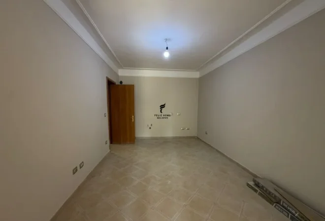 Tirane, shitet apartament 2+1 Kati 3, 70 m² 160.000 € (21 DHJETORI)