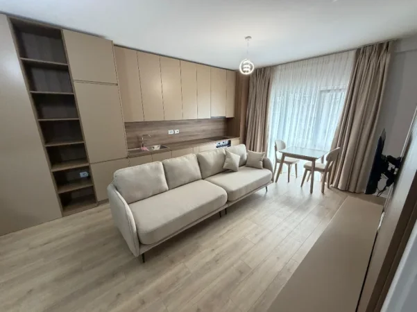 Tirane, jepet me qera apartament 1+1 Kati 7, (zogu i zi)