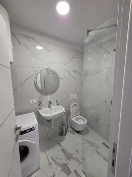 Super apartament me Qira: 1+1 📍 Shkozë I 60 m2 🔥32,000 Leke (përfshirë ujin & administrimin)🔥 100% i ri