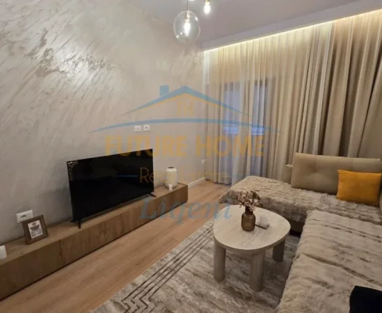 Tirane, jepet me qera apartament 2+1 Kati 3, 82 m² 1.200 € (Qender)