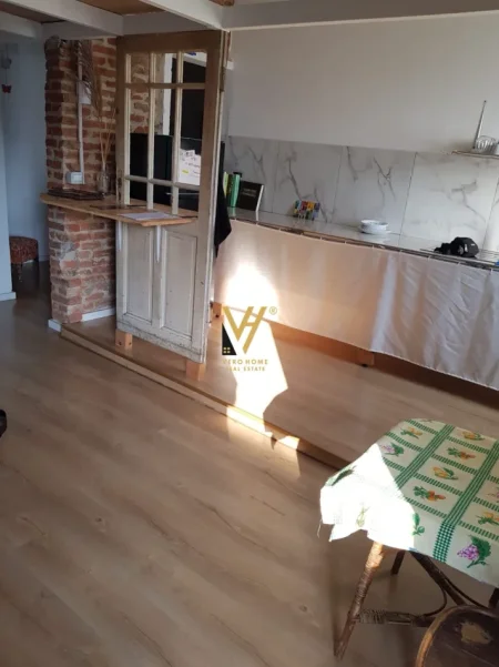 Tirane, jepet me qera garsonier Kati 3, 40 m² 500 € (RRUGA MIHAL DURI)