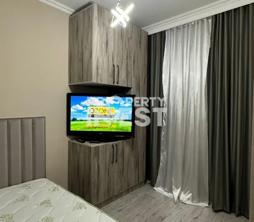 Tirane, jepet me qera apartament 2+1 Kati 5, 60 m² 700 € (Gjimnazi Partizani)