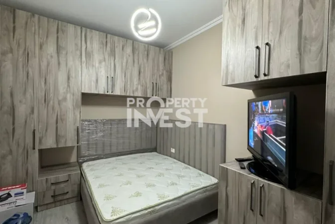 Tirane, jepet me qera apartament 2+1 Kati 5, 60 m² 700 € (Gjimnazi Partizani)