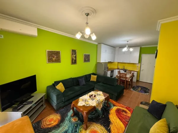 Tirane, jepet me qera apartament 1+1 Kati 1, 71 m² 500 €