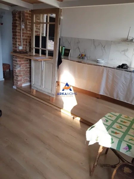 Tirane, jepet me qera garsonier 1+1 Kati 3, 50 m² 500 € 