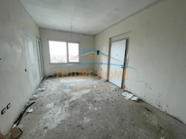 Tirane, shitet apartament 1+1 Kati 7, 54 m² 125.000 € (kombinat)